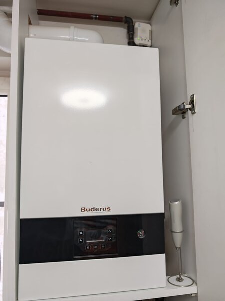 Drumul Taberei, Auchan